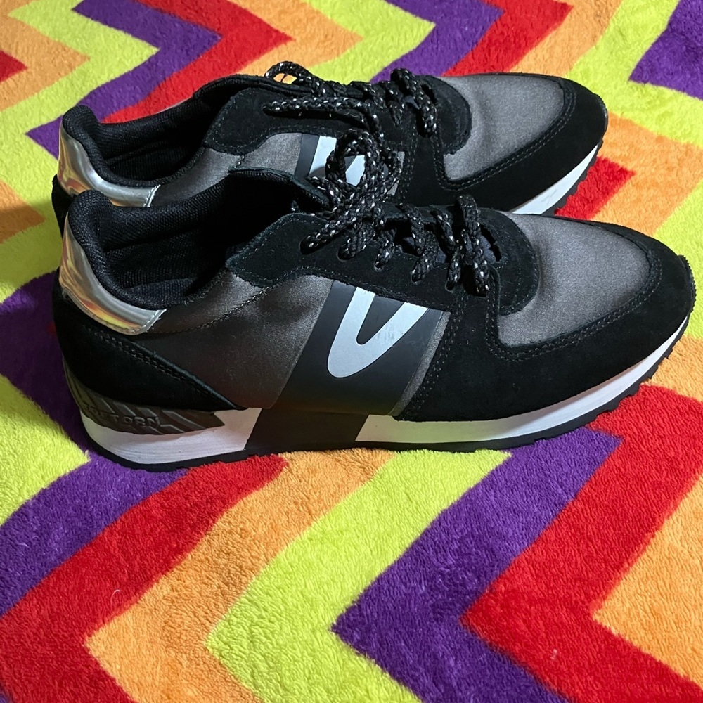 Tretorn 6.5 shoes